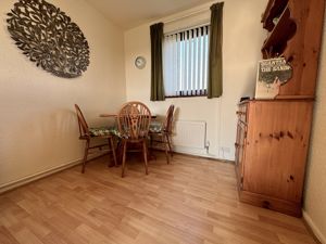 Dining Room- click for photo gallery